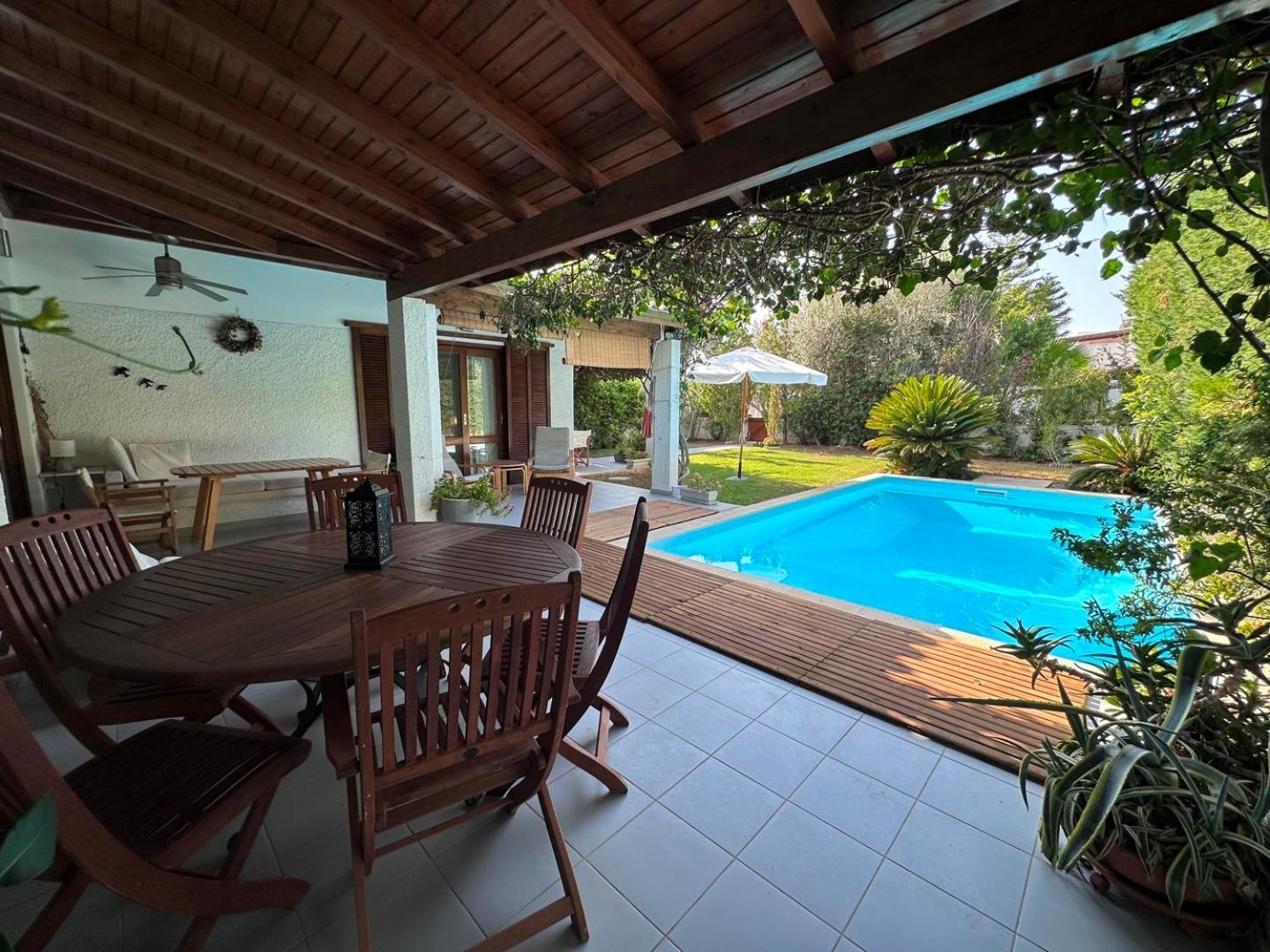 Villa Amy With A Pool In Porto Hydra By Goutos Properties Thermisía Екстериор снимка