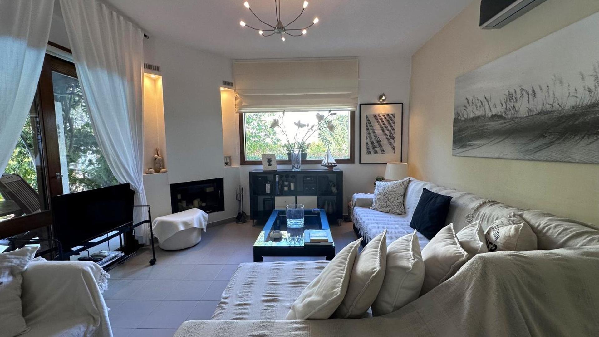 Villa Amy With A Pool In Porto Hydra By Goutos Properties Thermisía Екстериор снимка