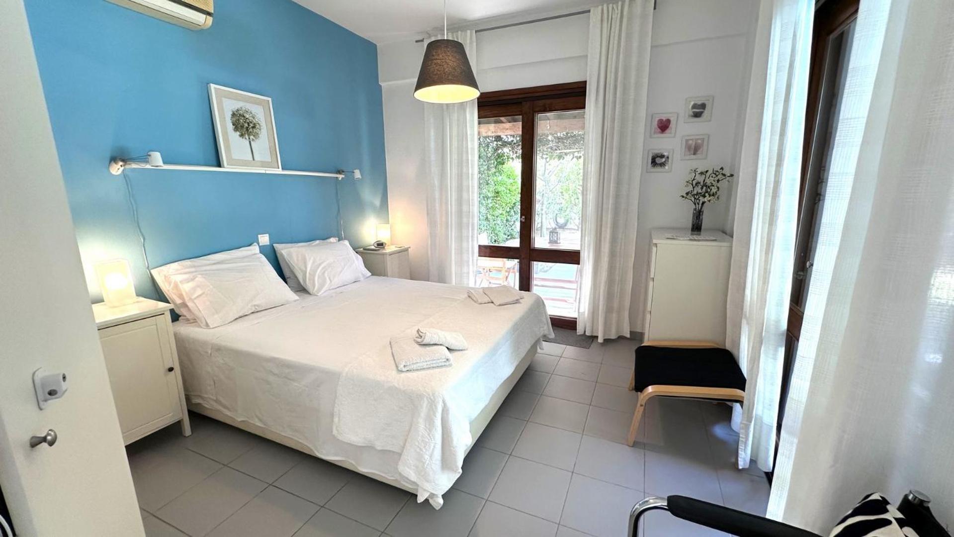 Villa Amy With A Pool In Porto Hydra By Goutos Properties Thermisía Екстериор снимка