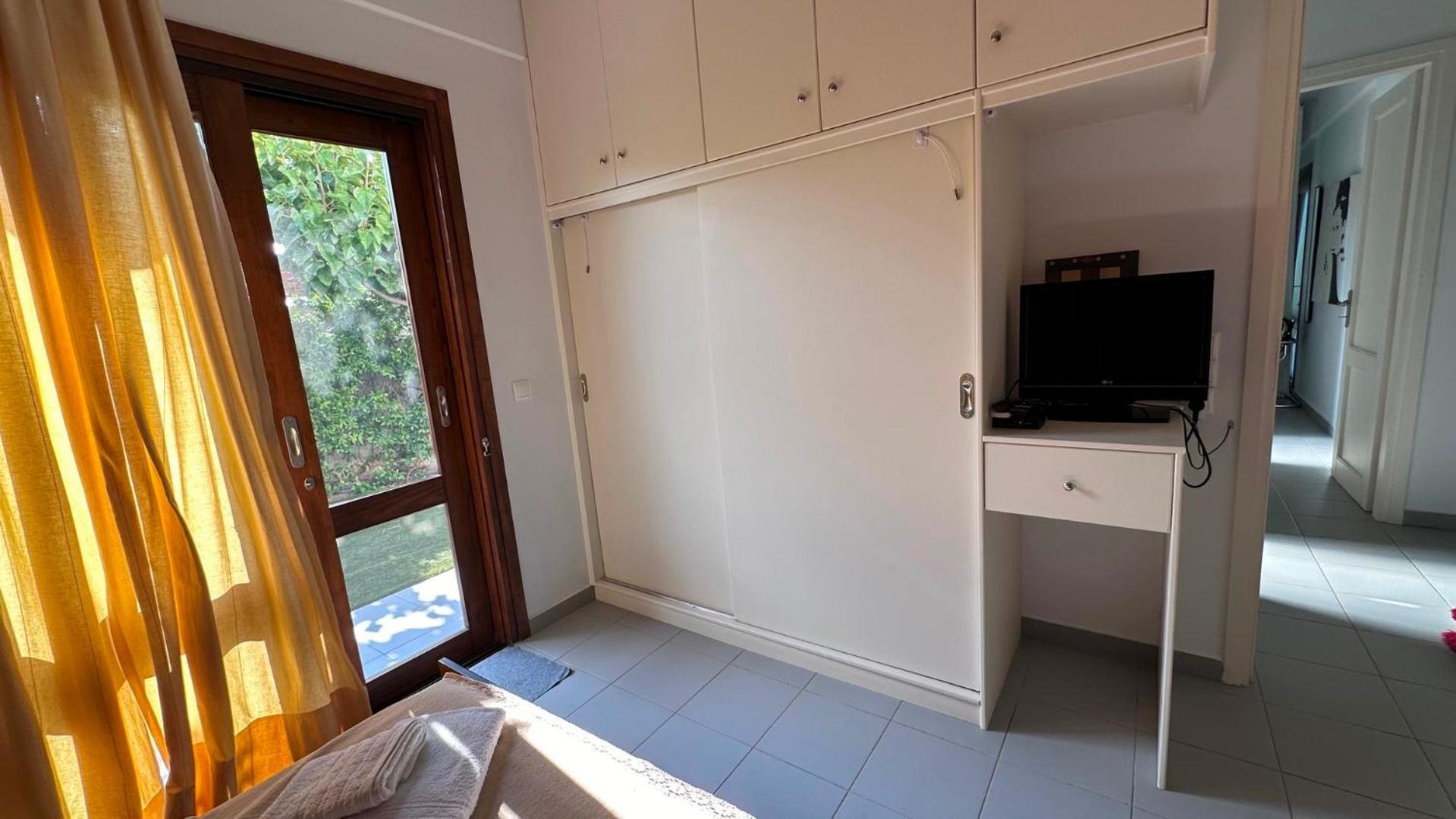 Villa Amy With A Pool In Porto Hydra By Goutos Properties Thermisía Екстериор снимка