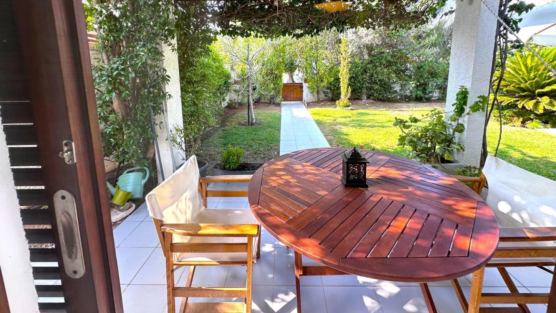Villa Amy With A Pool In Porto Hydra By Goutos Properties Thermisía Екстериор снимка